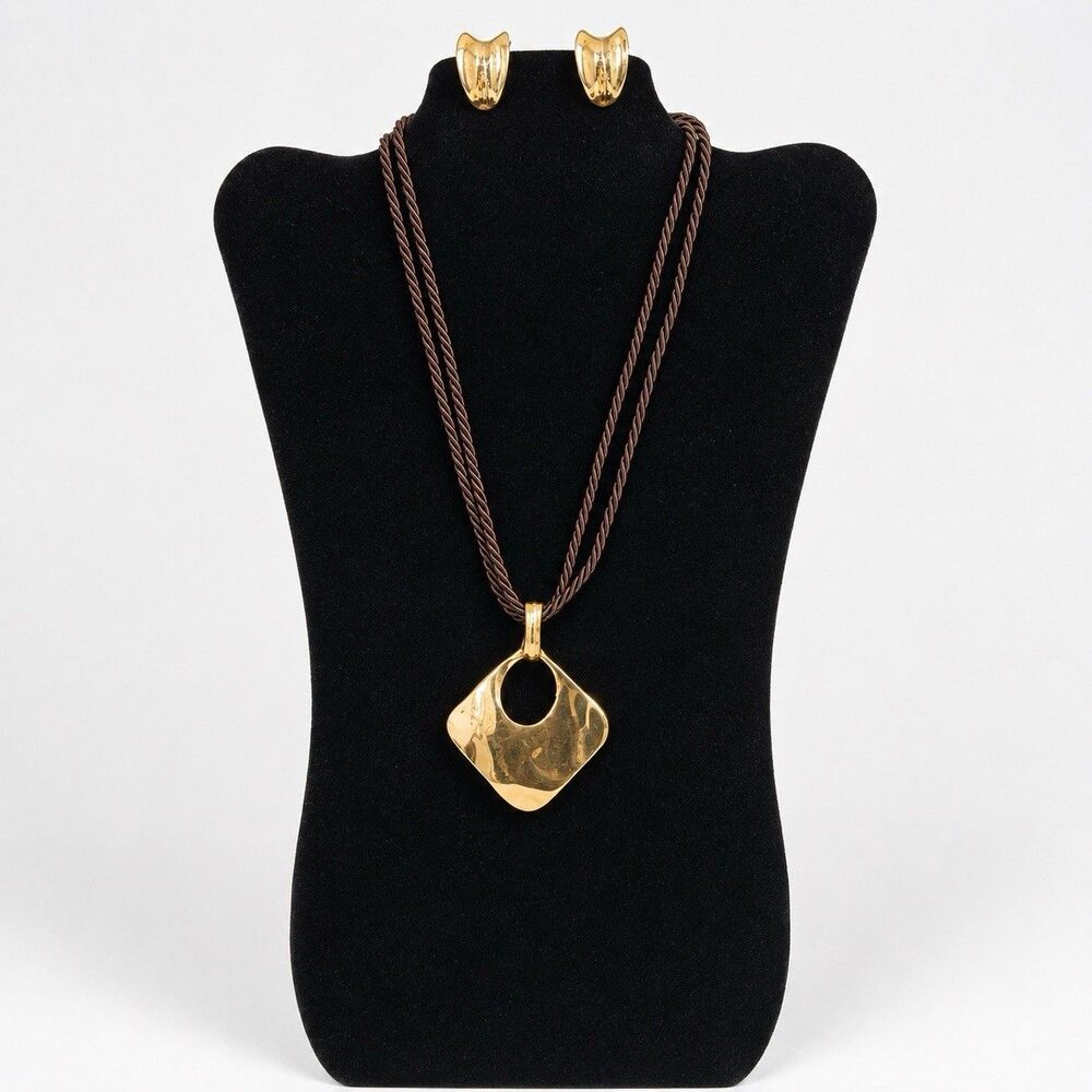 Gold Tone Abstract Pendant Necklace Earring Set Magnetic Removable Pendant